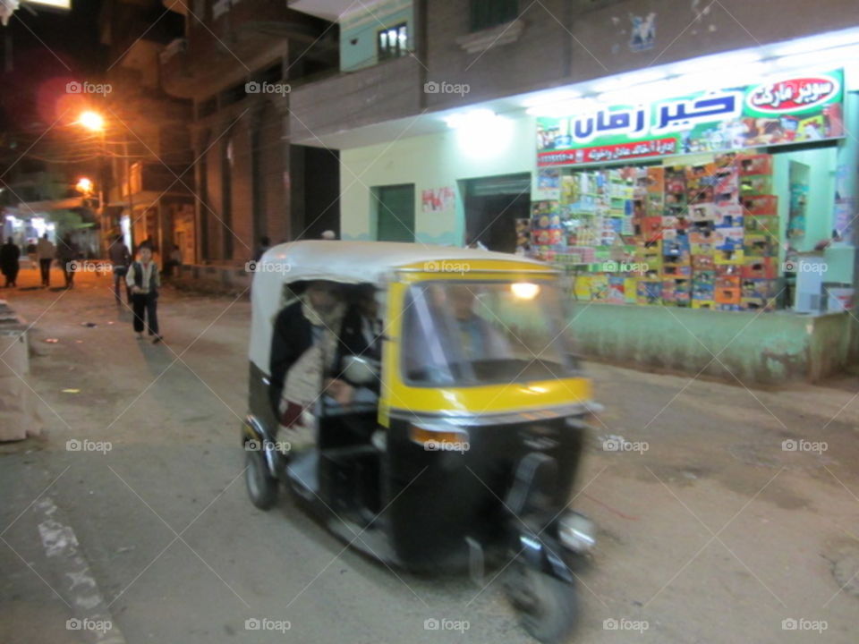 taxi tuk-tuk