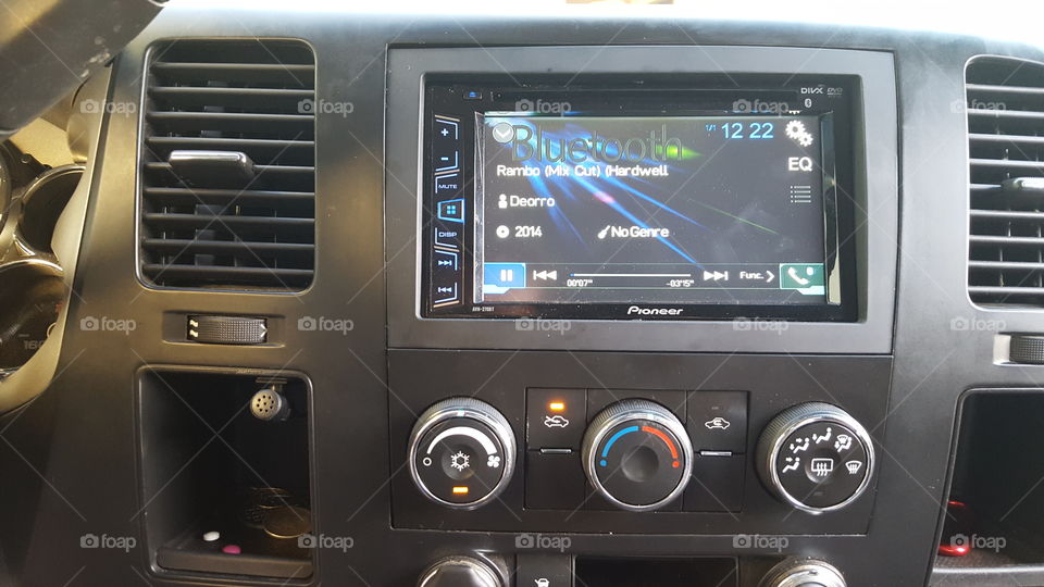 Pioneer car stereo. Aftermarket stereo install