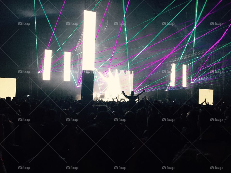 Cream fields 2015. Alesso 