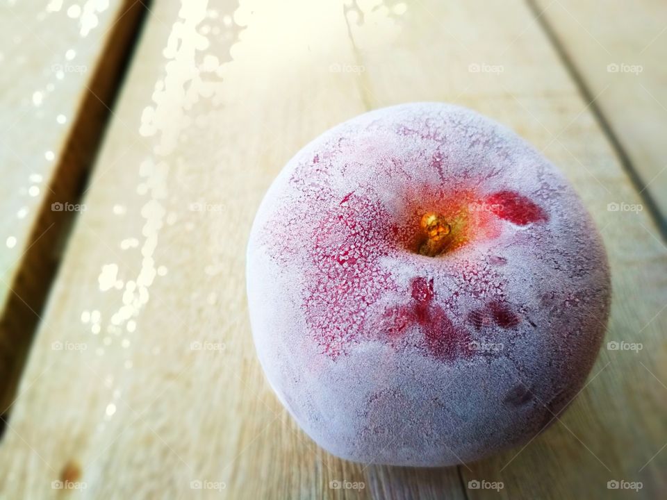 Freeze Apple for summer moment