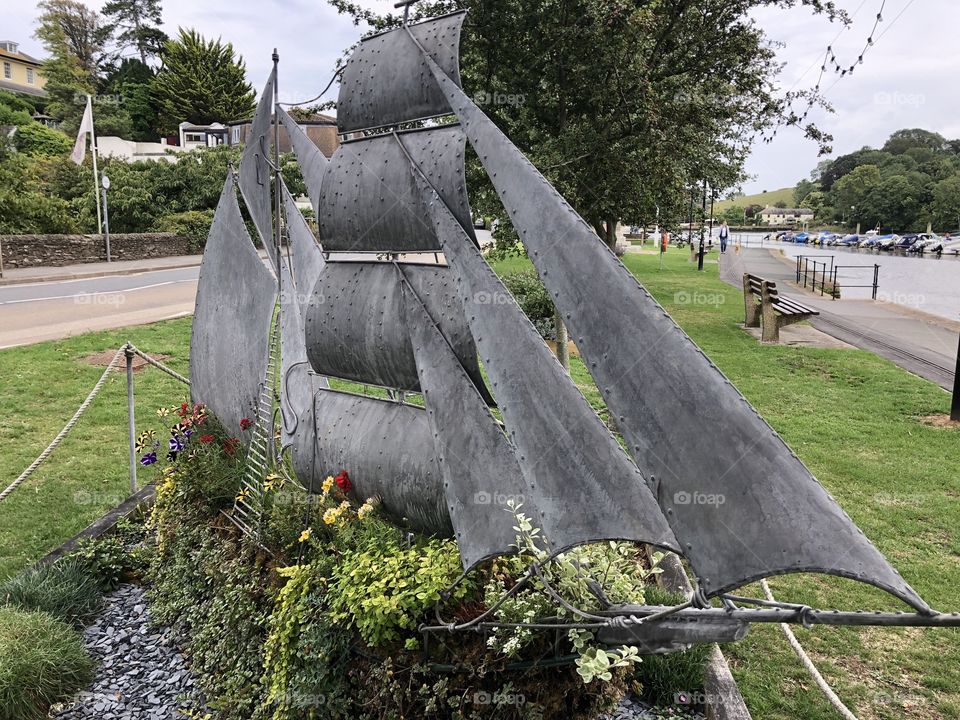 This floral schooner caught my eye, it’s being entered into the National Finals of The Britain Awards, another very natural beauty, depicting past times of the mid 1900 century.