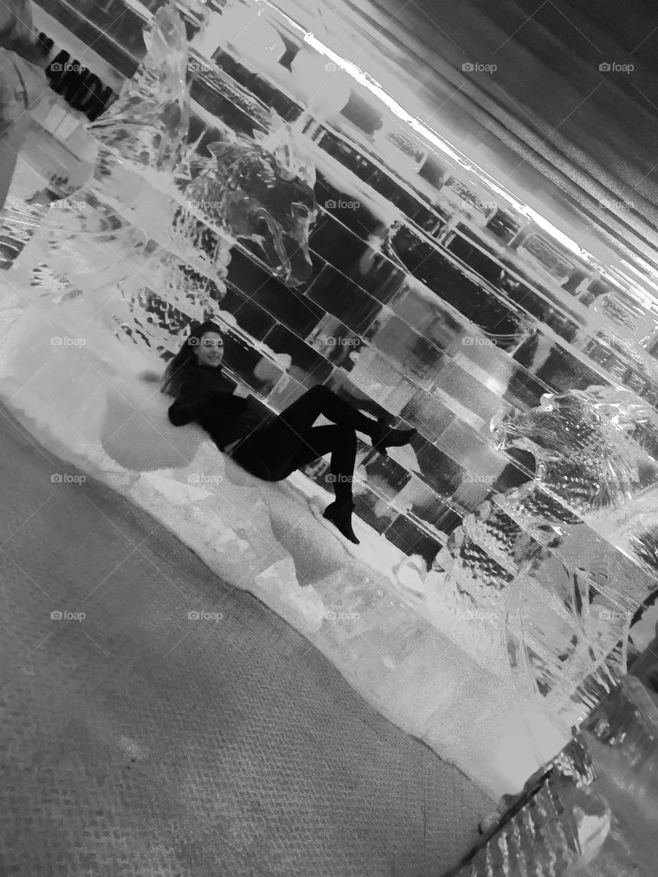 Ice bar Barcelona dragon