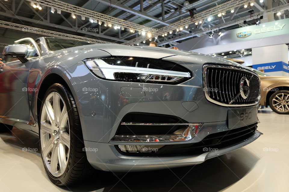 Volvo S90