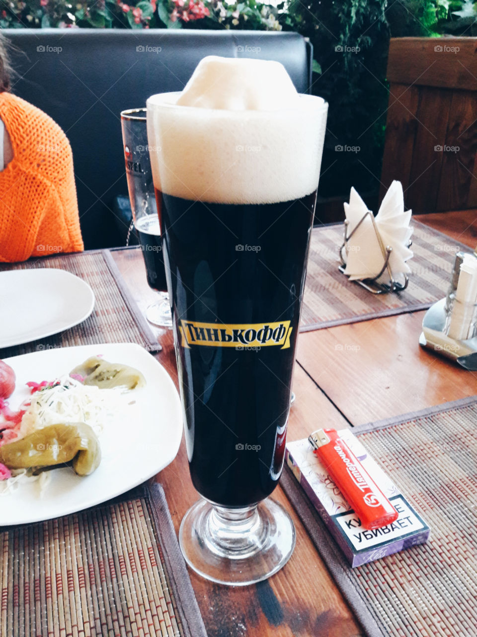 eat drink table day beer lunch dinner serve