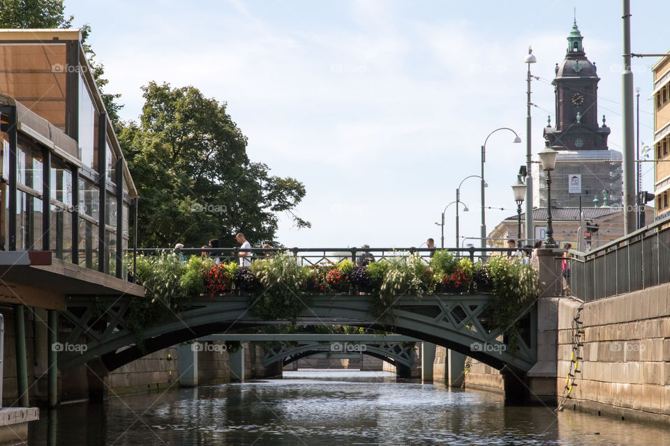 Sightseeing on the canal under bridges in Gothenburg Sweden  , båttur på kanalen och under broar i Göteborg Sverige 