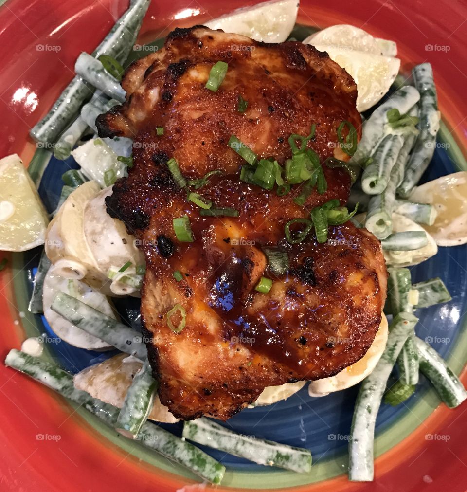 Char broiled barbecue chicken 