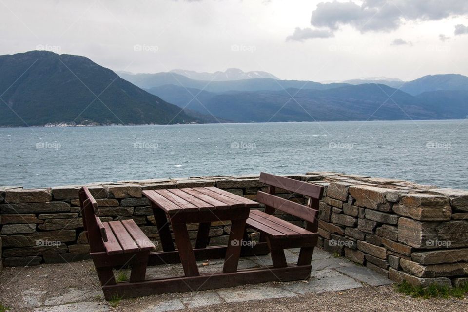 Picnic table overlook 