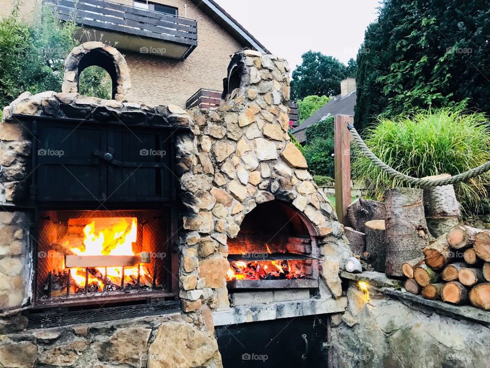 Grillplatz fireplace