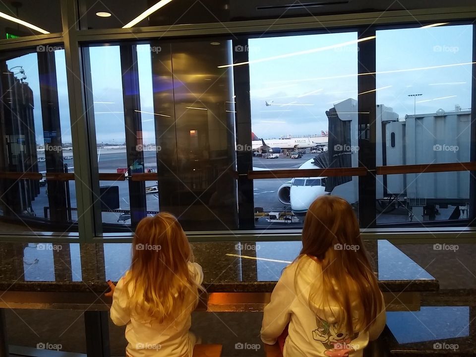 Plane spotting with the girls