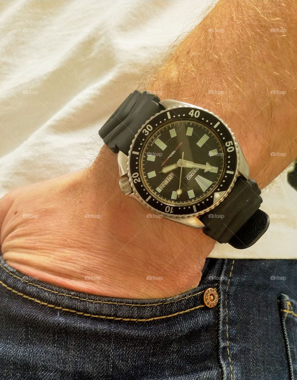 Seiko 6309 scuba divers