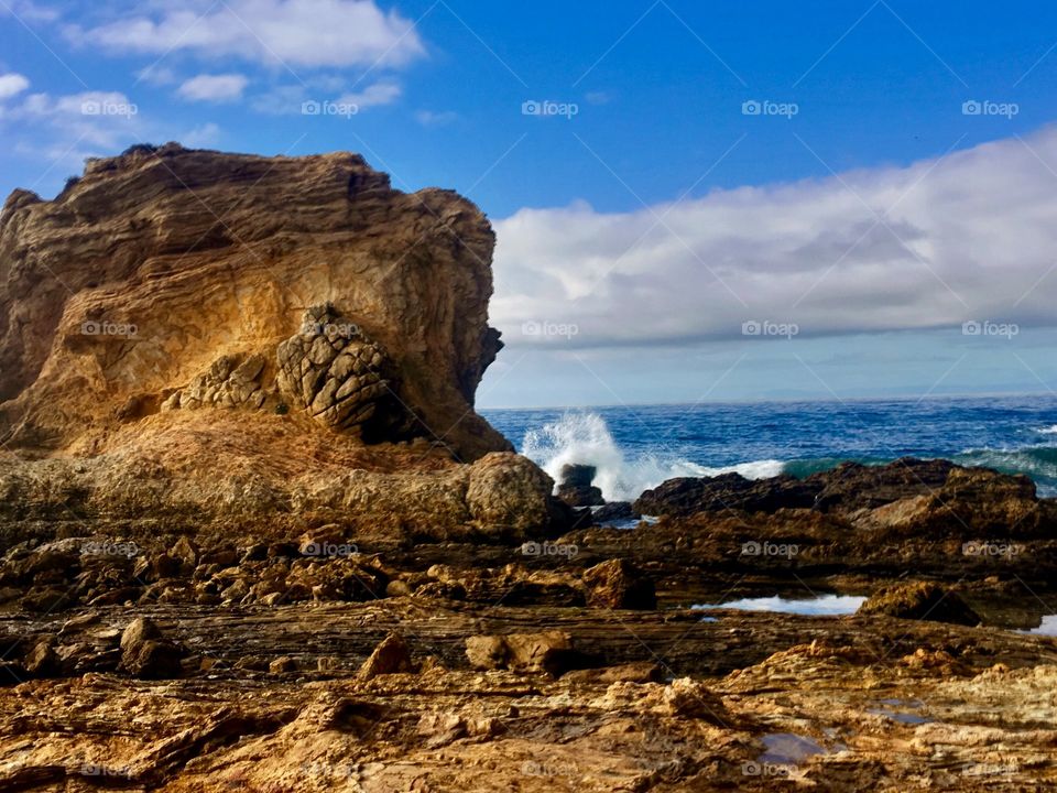 Dramatic Rocks & Waves