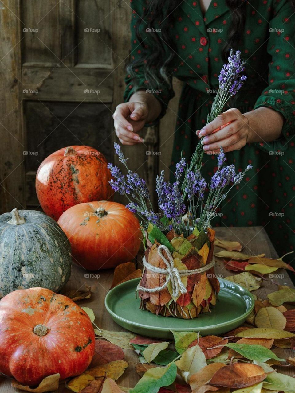 I love to design!Especially matching different colors!The beautiful color of lavender flowers with colorful Fall leaves and orange pumpkins. Fall means colors for me!