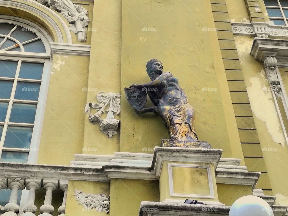 baroque statue over a old build in Veracruz city