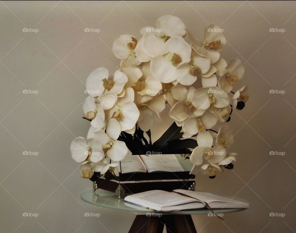 Flower arrangement