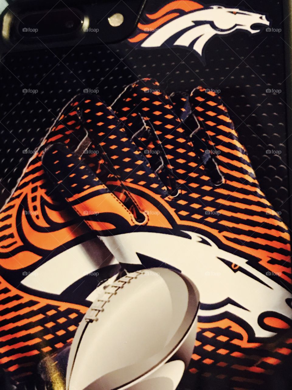 Broncos cell phone cover 
