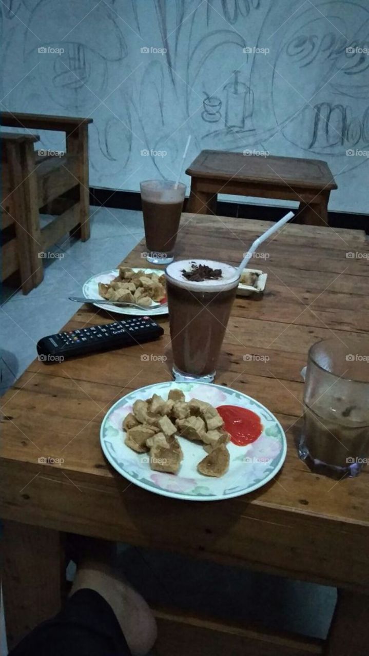 crspy fries bowl  n ice blanded chocolate