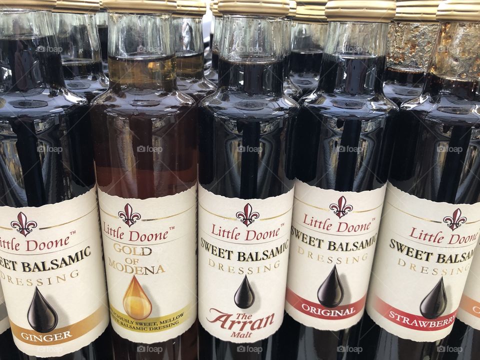 A wide range of dressings that chefs and those who love good food will appreciate.