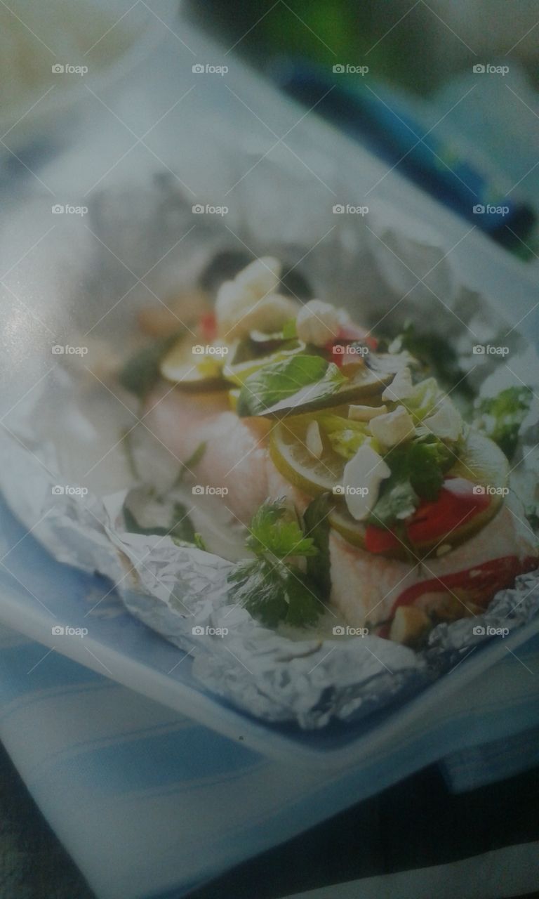 Cooking  delicately  flavoured fish such as Salmon in aluminium foil  is an Ideal  way to retain its flavour  and ingredients