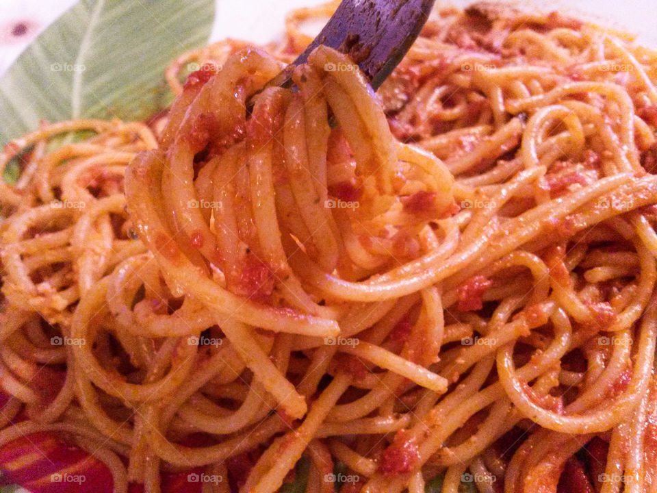italian spaghetti in red tomato sauce
