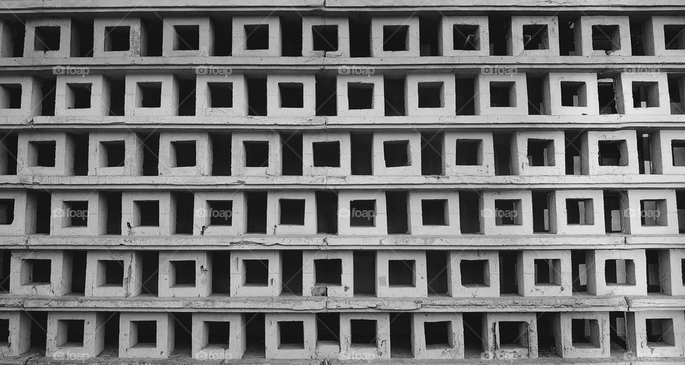 Wall ⬛ Squares⬜ Architecture 🤍🖤