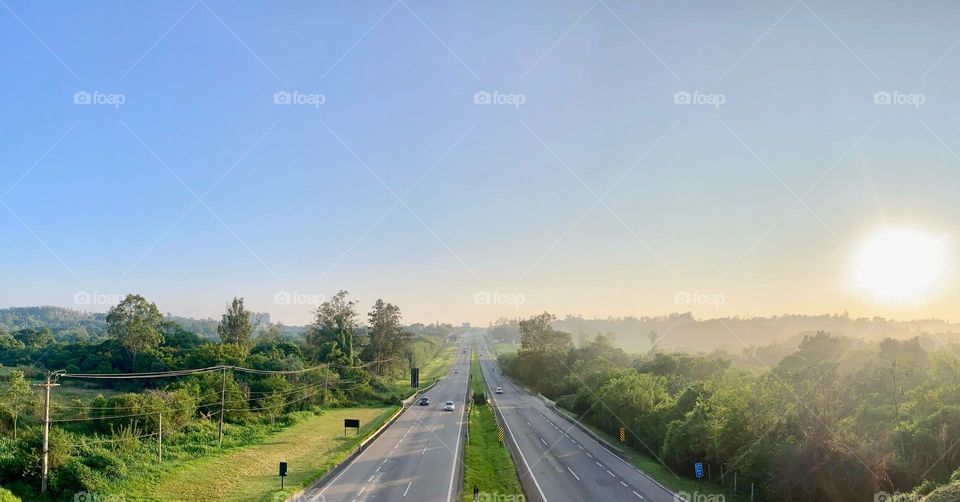 🌄🇺🇸 An extremely beautiful dawn in Jundiaí, interior of Brazil. Cheer the nature! / 🇧🇷 Um amanhecer extremamente bonito em Jundiaí, interior do Brasil. Viva a natureza! 
