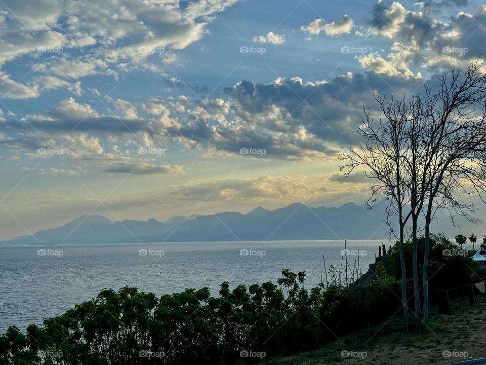 Небо. Горы.Море 