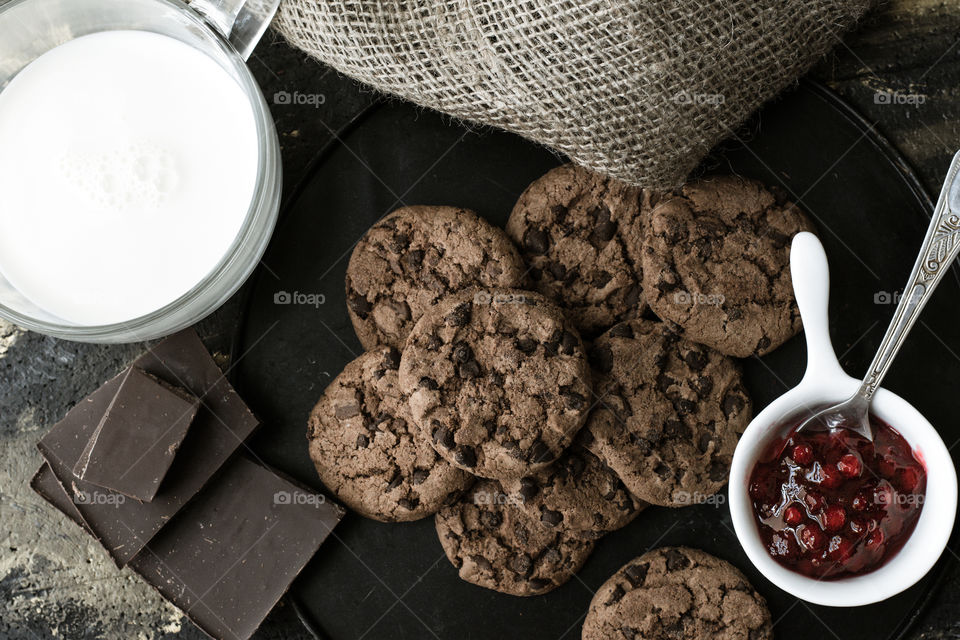 chocolate and cookies