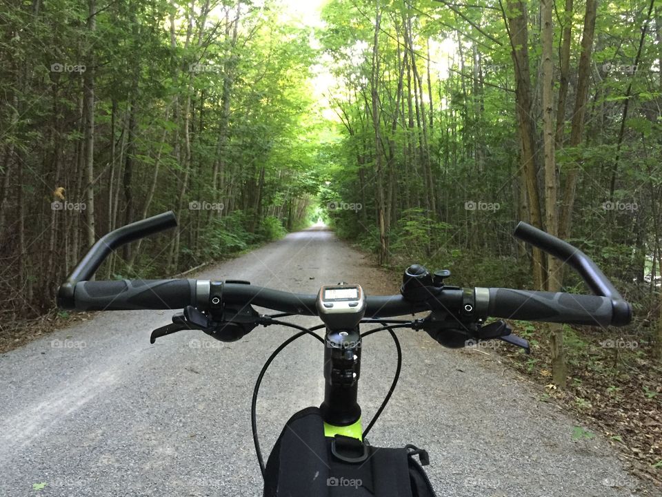 The road, the bike and I