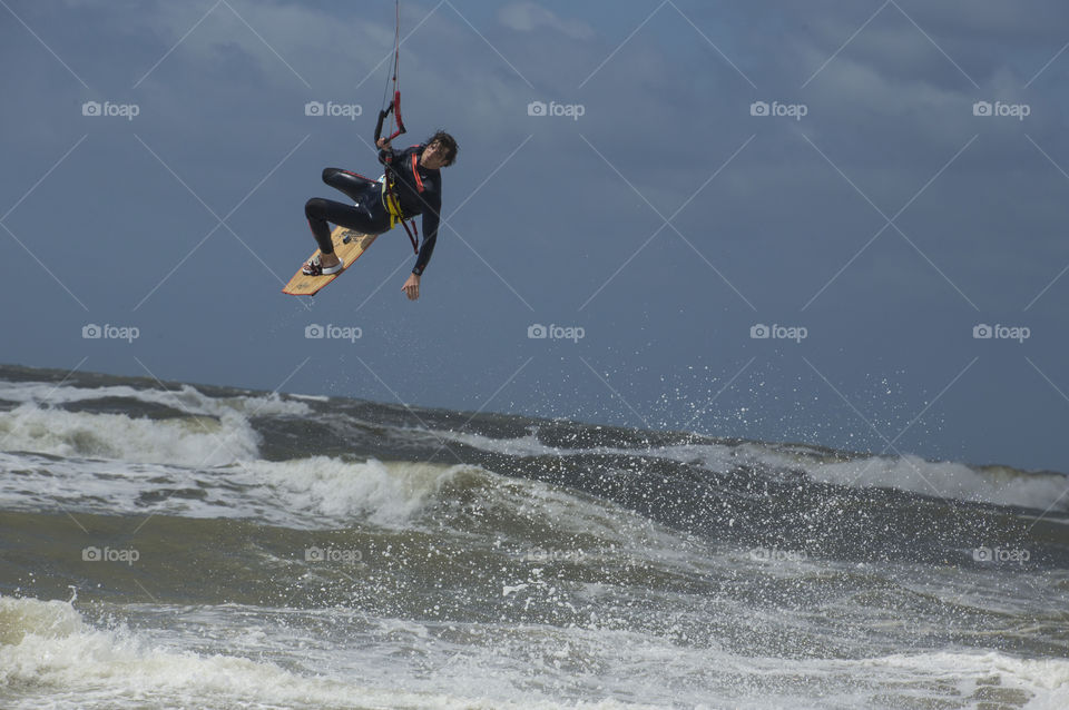 Kitesurfing