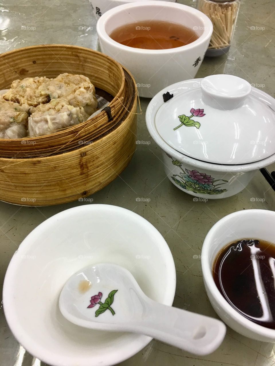 Chinese Dim-Sum drink tea 點心