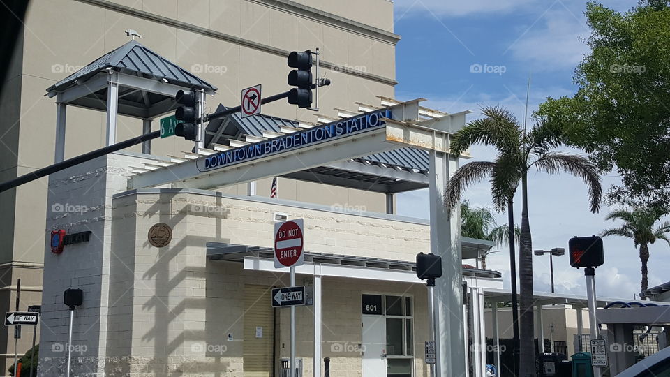 A popular transportation hub in Bradenton.