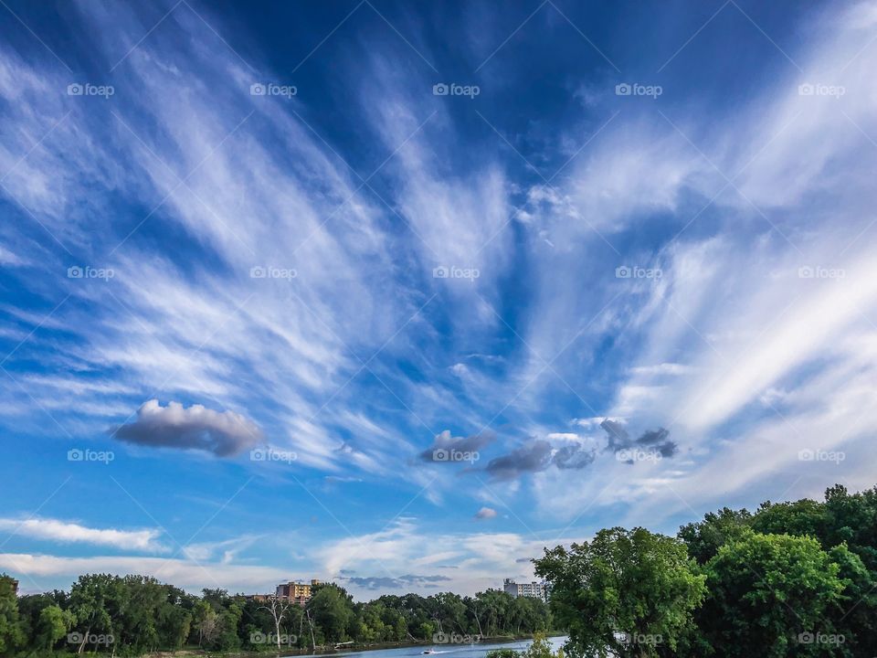 Clouds make beautiful art in the sky 