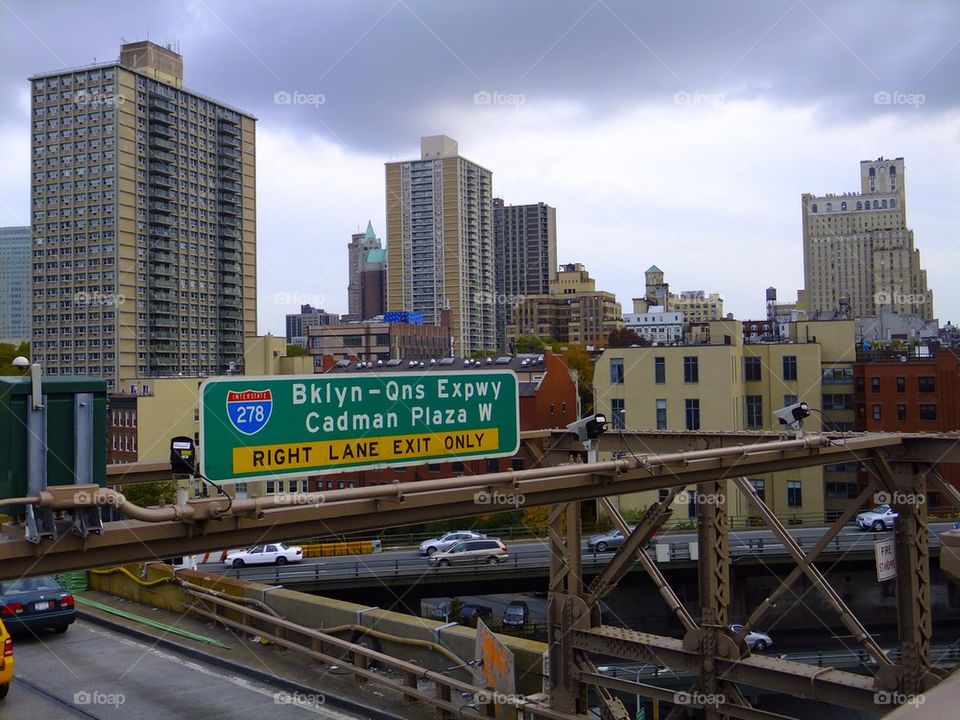 NEW YORK CITY BROOKLYN BRIDGE QUEENS EXPRESS WAY LANES