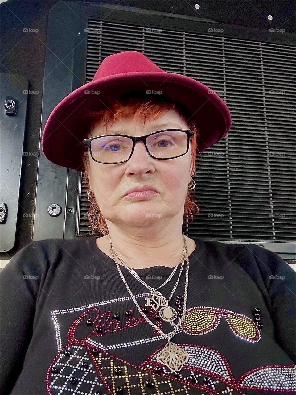 This is me, “Petra Schiller” a.k.a. “Maxine Firefox” riding the “B43” bus from “Bushwick” to “Greenpoint”, Brooklyn, the “Pulaski Bridge” and “Newtown Creek”. 2024. Hypnotic Productions
