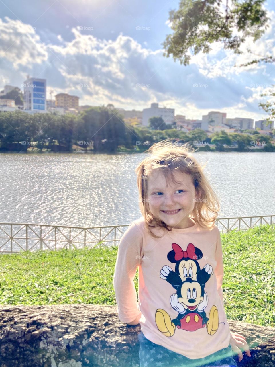 🇺🇸 A delightful tour with my daughter on Lake Taboão, in the city of Bragança Paulista. What a delight of life! / 🇧🇷 Um passeio delicioso com minha filha no Lago do Taboão, na cidade de Bragança Paulista. Que delícia de vida!