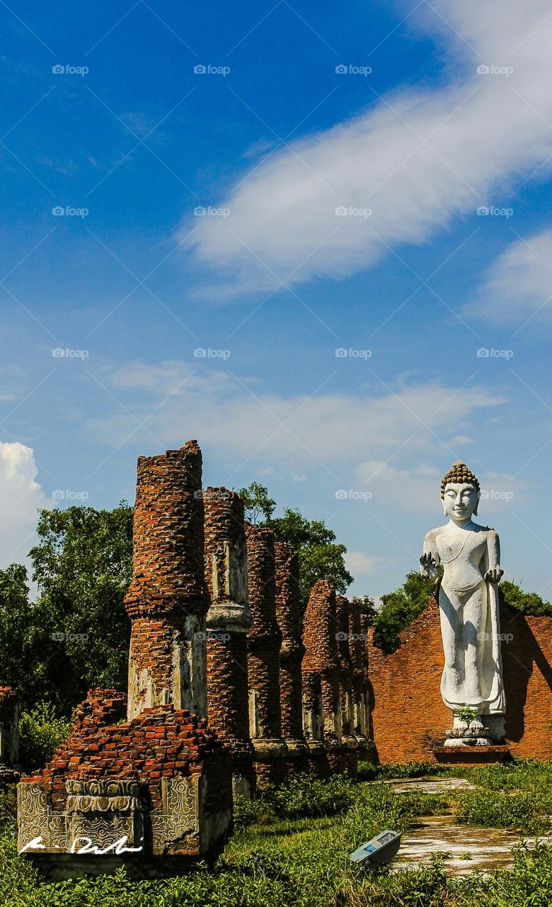 Ancient ruins of Buddha