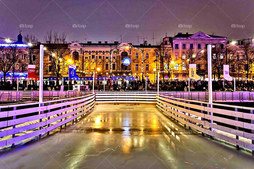 Christmas time is coming at my city