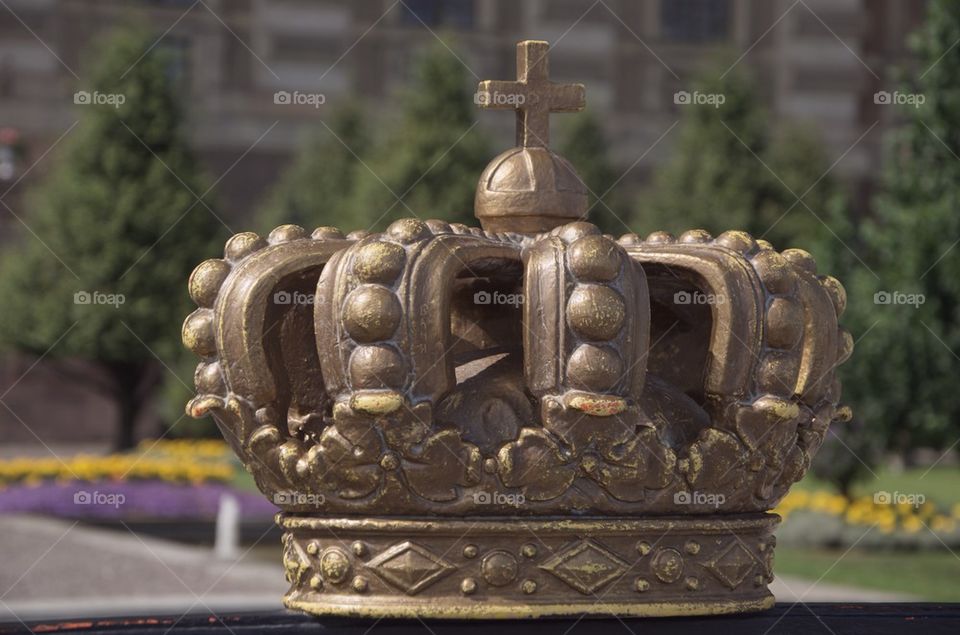 Skeppsholmen bridge, golden crown, Stockholm