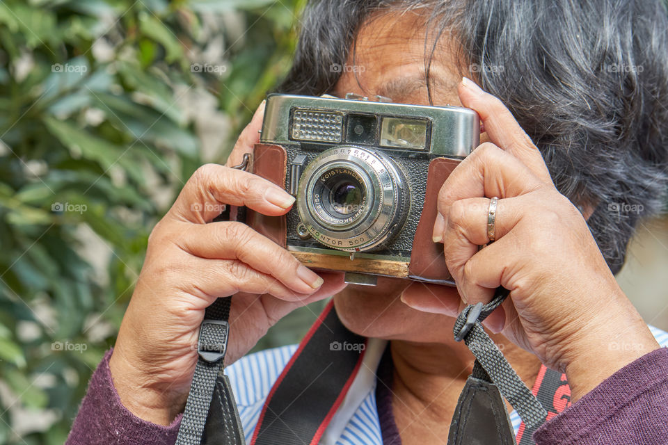 Photographing with a vintage Camera. 