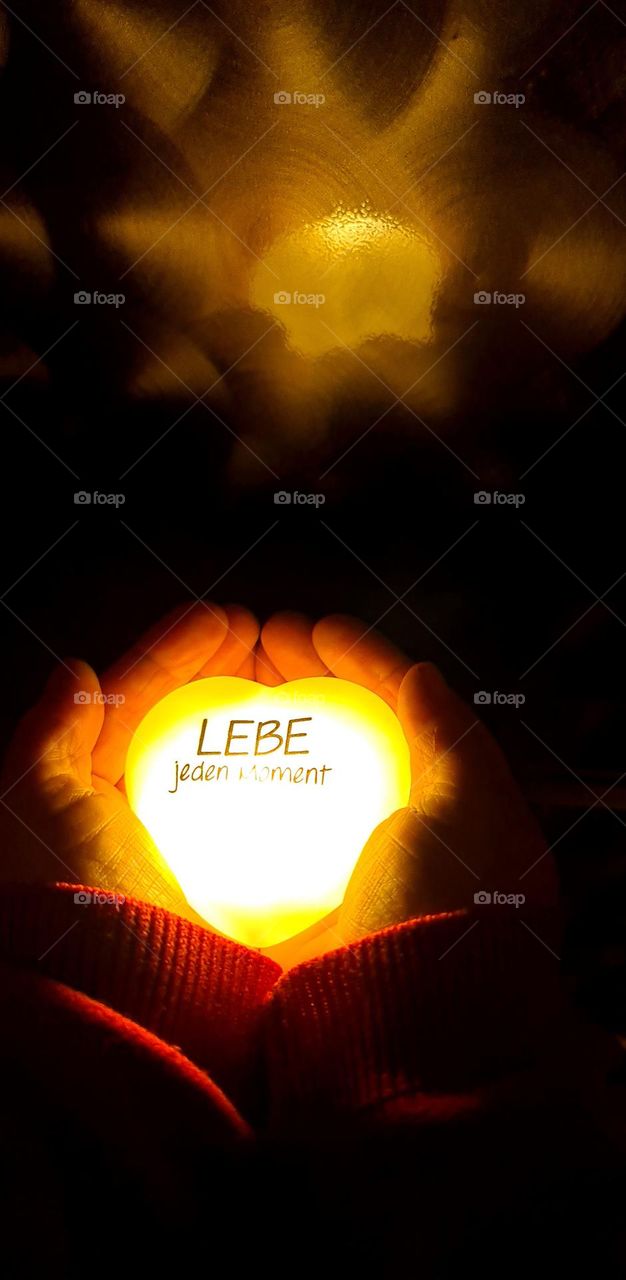 hearts Herz Hoffnung hope leuchten hands Hände