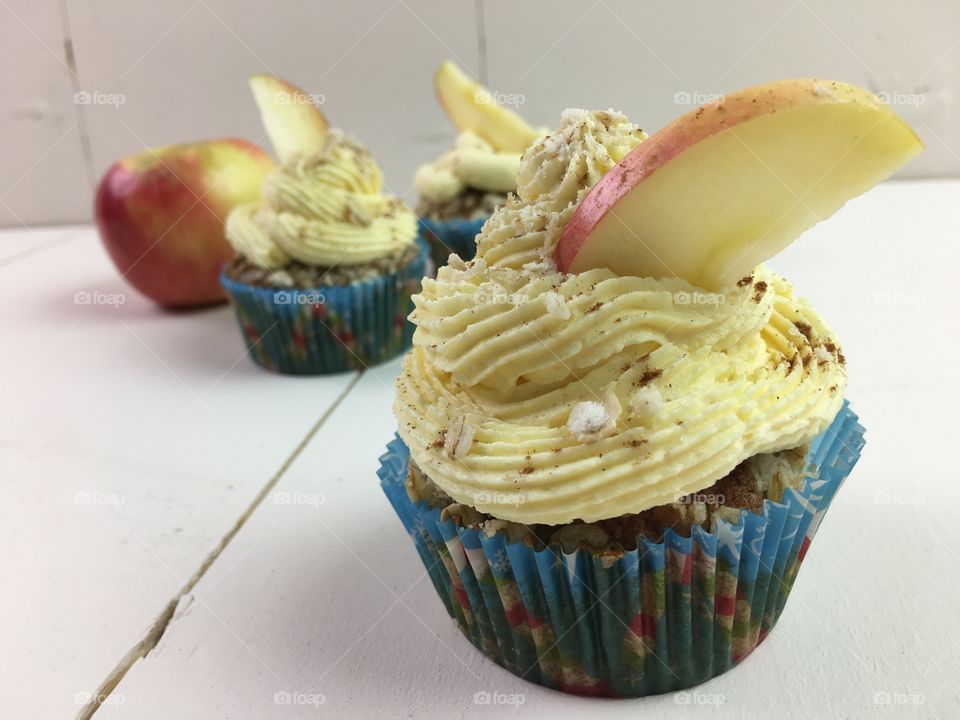 Apple cupcakes
