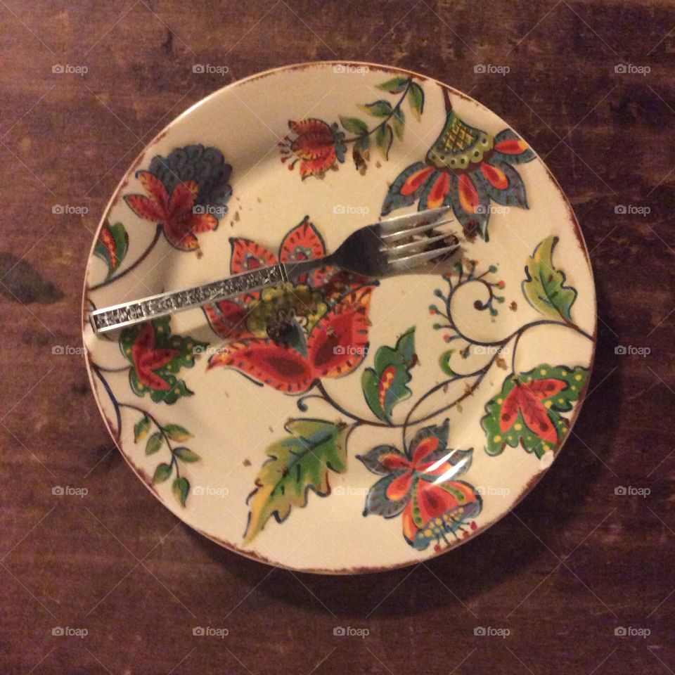 empty plate 