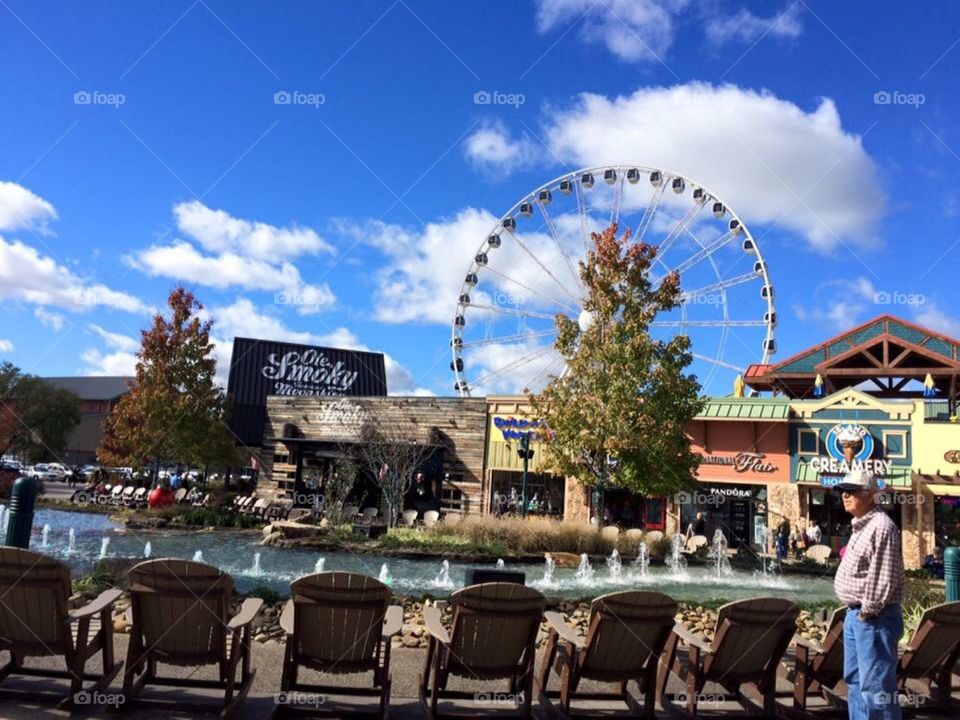 The Wheel Pigeon Forge
