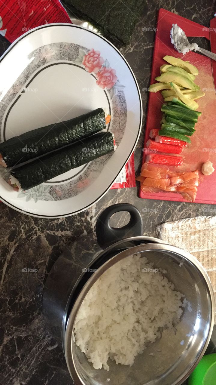 Sushi...!!