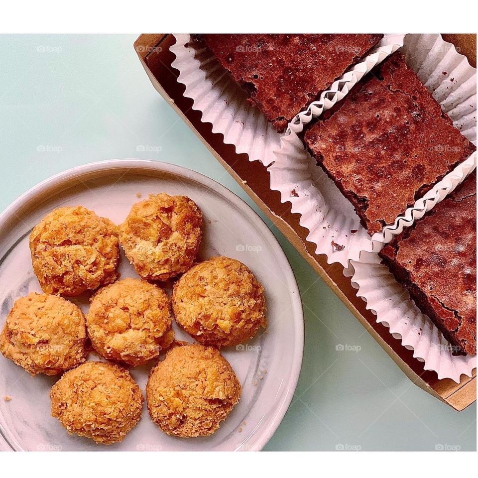 Cornflakes cookies and fudgy rich brownies 