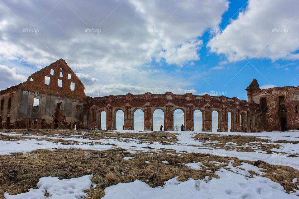 ruins of the palace in Ruzhany