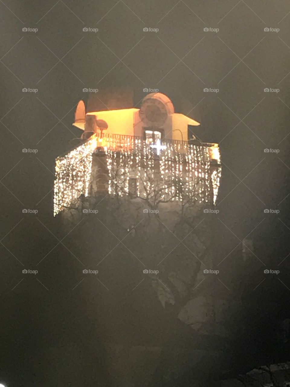 Schwammerlturm bei Nebel