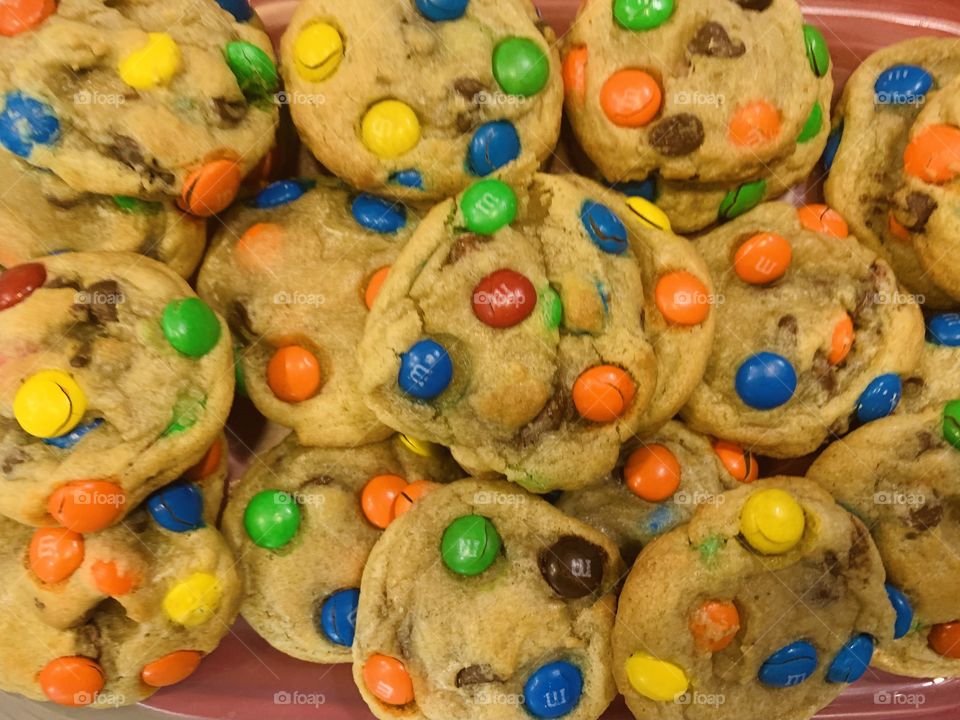 Plate of cookies with m&m’s for the road trip adventure 