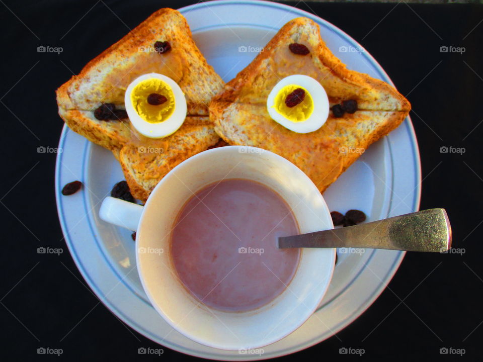 Hotchoco with bread toast