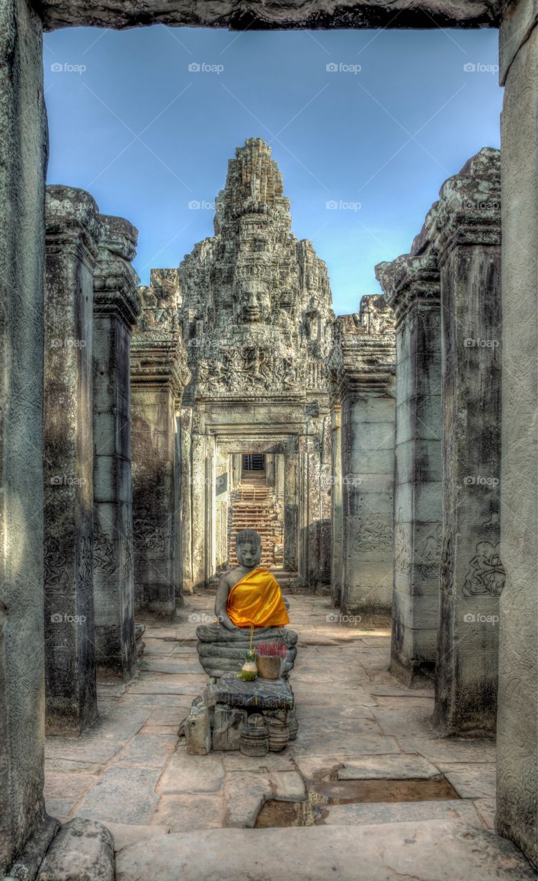 Bayon temple and smiling Buddha 